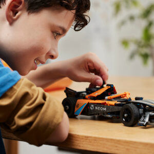 LEGO Technic NEOM McLaren Formula E Race Car - Image 3