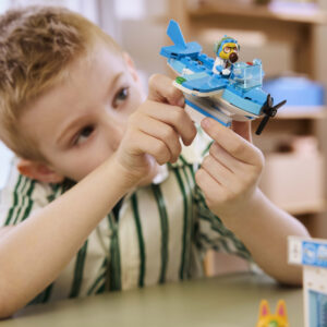 LEGO Animal Crossing Lendamiseks võta Dodo Airlines - Image 2