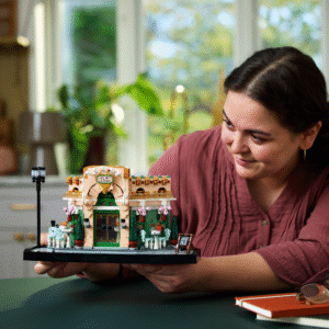LEGO Icons Prantsuse kohvik - Image 3