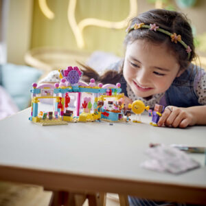 LEGO Friends Heartlake’i linna kohvik - Image 3
