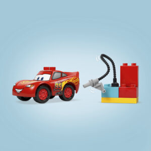 LEGO DUPLO Mcqueeni külaskäik doci garaaži - Image 4