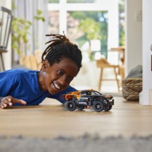 LEGO Technic Neom Mclaren Extreme E Race Car - Image 3