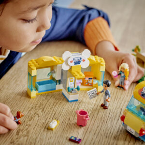 LEGO Friends Koerapäästekaubik - Image 6