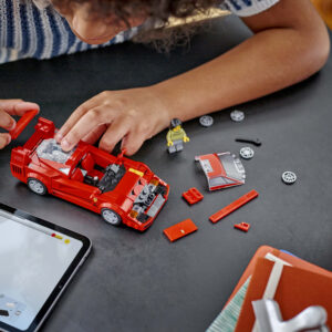 LEGO Speed Champions Ferrari F40 Supercar - Image 4