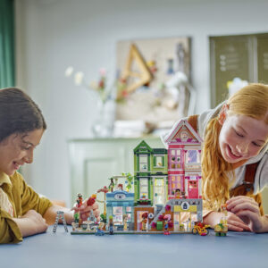 LEGO Friends Heartlake’i linna korterid ja kauplused - Image 7