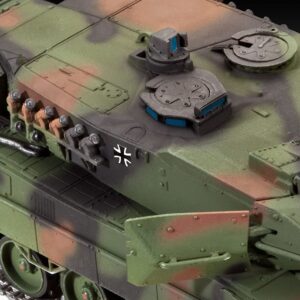 Revell Leopard 2 A6/A6M 1:72 - Image 3