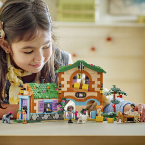 LEGO Friends Poni rantšo ja tall - Image 3