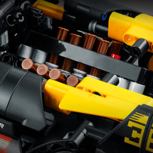 LEGO Technic Bugatti Bolide - Image 8