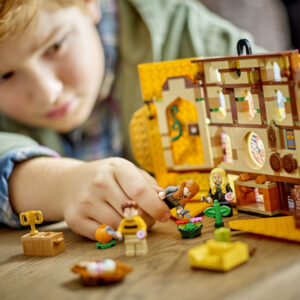 LEGO Harry Potter Hufflepuff-i maja lipp - Image 6