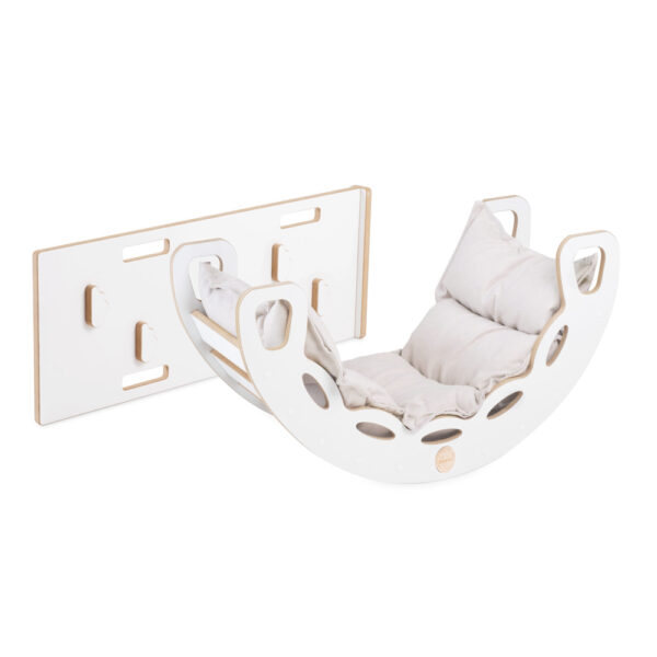 PLUSH NEST Small Rocker 4-in-1 kiikeder + ronimissein/libisemine + padi Hele beež, valge Wooden Play