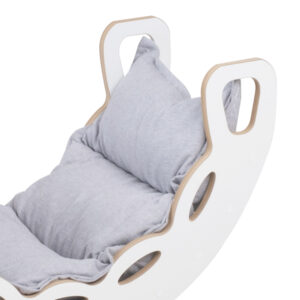 PLUSH NEST Small Rocker 4-in-1 kiikeder + ronimissein/libisemine + padi Helehall, valge Wooden Play - pilt 10