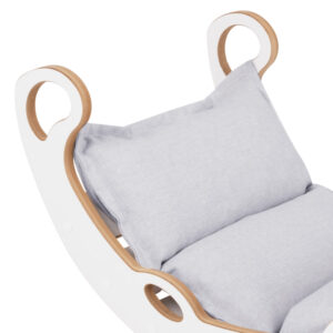 PLUSH NEST Laste kiikur XS Mini Rocker 2in1 + padi Helehall, valge, Wooden Play - pilt 5