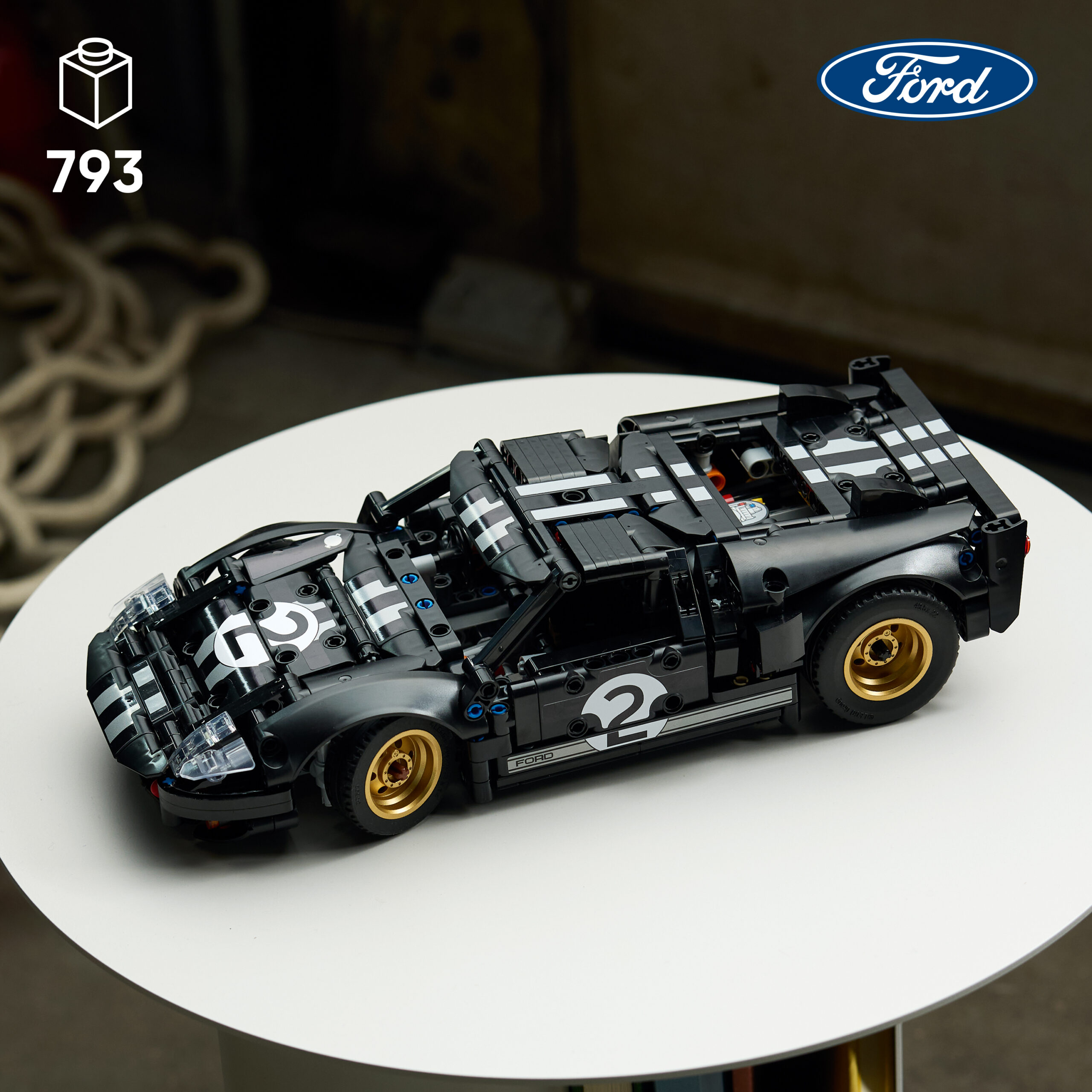 LEGO Technic 1966 FORD GT40 MKII võidusõiduauto - Image 3